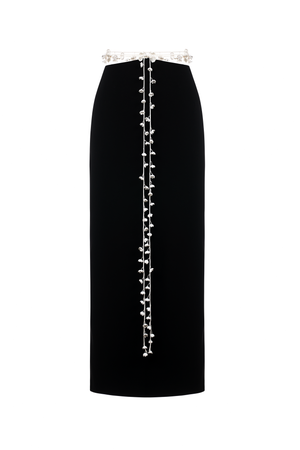 White Convallaria Black Skirt