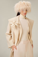 OSTRICH FEATHERS HAT