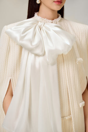 WHITE BEADED KNIT CAPE