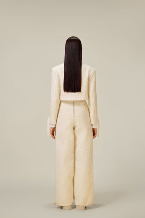WHITE QUILTED TRENCH COAT