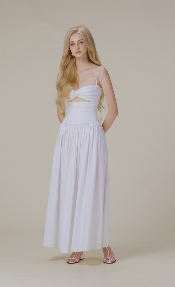 
            
                Load and play video in Gallery viewer, Poplin Convallaria Maxi Dress
            
        