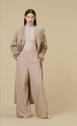 
            
                Load and play video in Gallery viewer, GREY DOUBLE - FACED TRENCH COAT
            
        