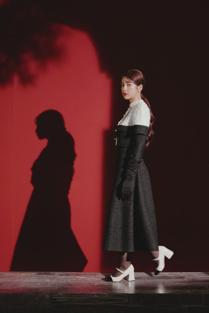 
            
                Load and play video in Gallery viewer, Black Tweed Midi Skirt
            
        