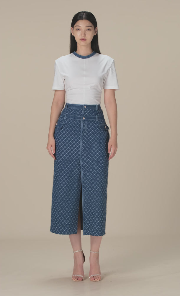 
            
                Load and play video in Gallery viewer, MIMI DENIM PENCIL SKIRT
            
        