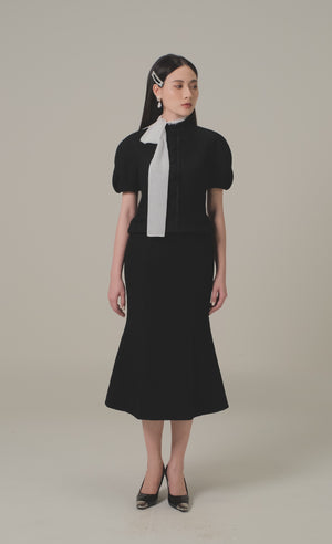 
            
                Load and play video in Gallery viewer, BLACK MERMAID SKIRT
            
        