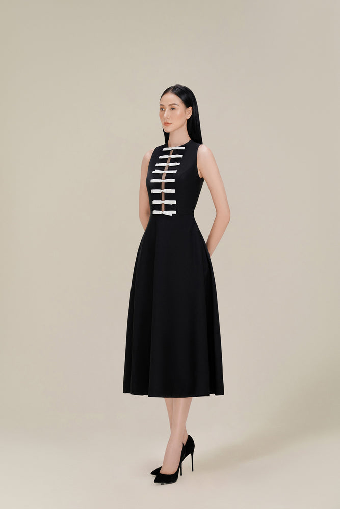 
            
                Load image into Gallery viewer, Bows Midi Dress
            
        