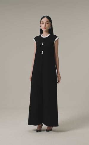 
            
                Load and play video in Gallery viewer, BOW TIE BLACK LOOSE MIDI DRESS
            
        