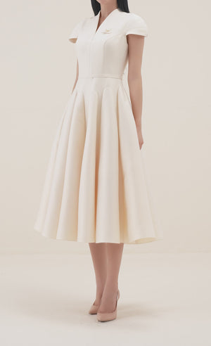 
            
                Load and play video in Gallery viewer, DIANA DRESS
            
        