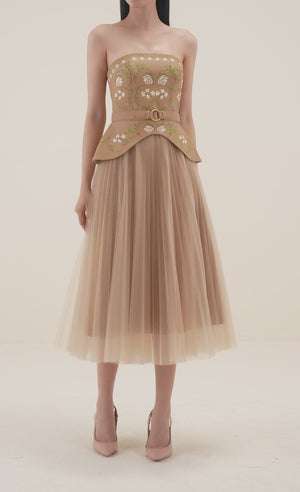 
            
                Load and play video in Gallery viewer, Giselle Skirt
            
        