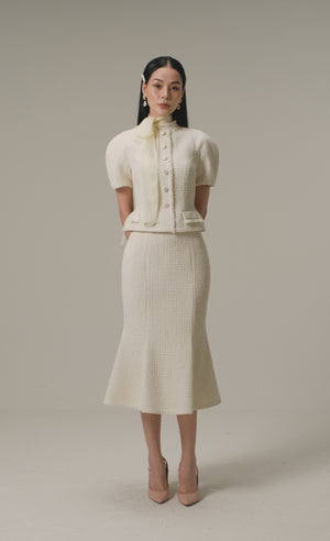 
            
                Load and play video in Gallery viewer, IVORY TWEED JACKET
            
        