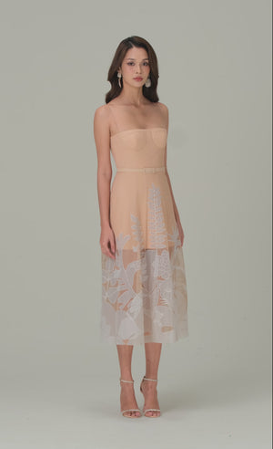 
            
                Load and play video in Gallery viewer, ORGANZA JUNGLE DRESS
            
        