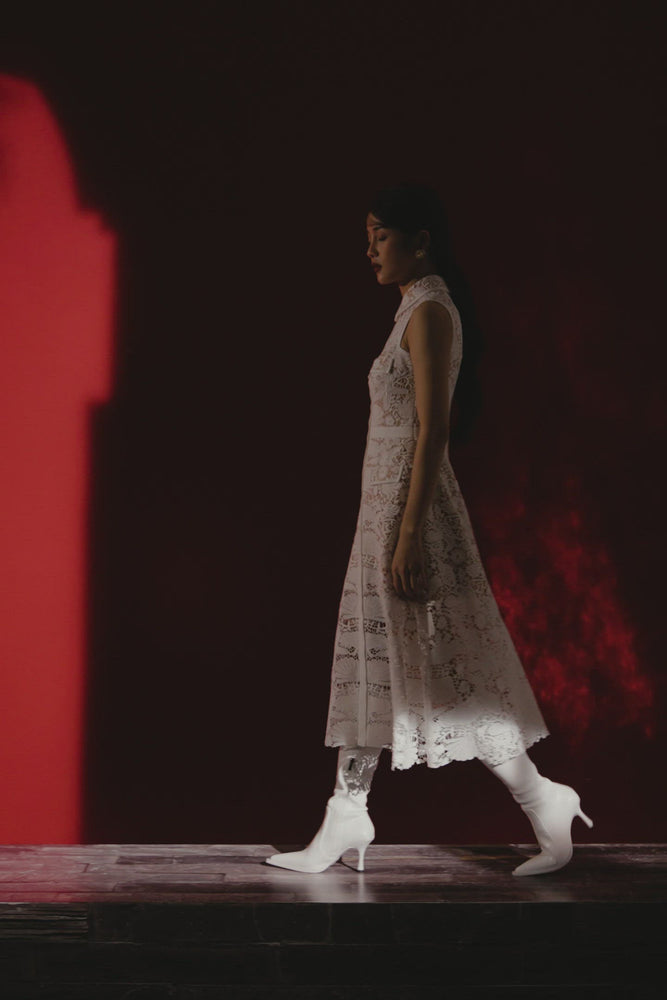 
            
                Load and play video in Gallery viewer, White Lace Sleeveless Dress
            
        