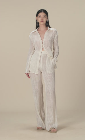 
            
                Load and play video in Gallery viewer, PLEATED SHIRT
            
        