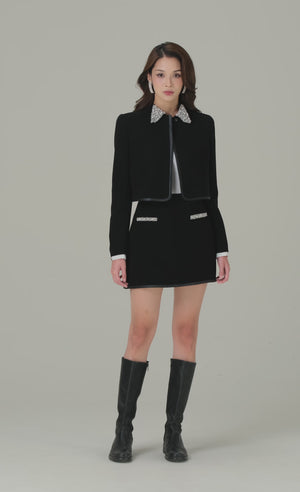
            
                Load and play video in Gallery viewer, BEADED BOW JACKET
            
        