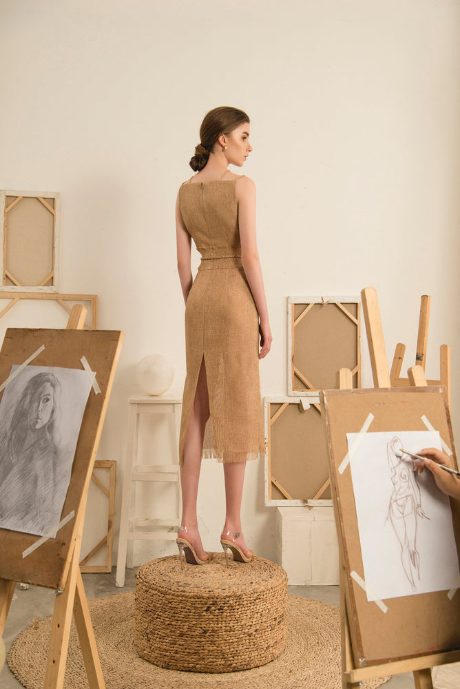 
            
                Load image into Gallery viewer, Brown Linen Dress
            
        