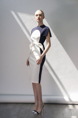 
            
                Load image into Gallery viewer, L&amp;#39;espoir Dress - Navy
            
        