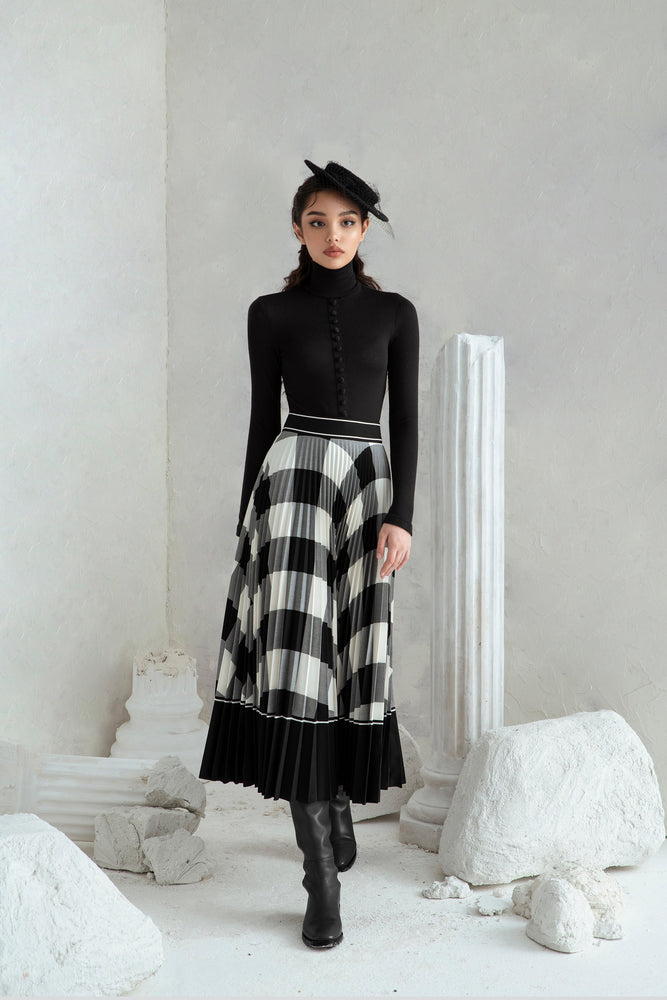 Everyday High Neck Buttons Top