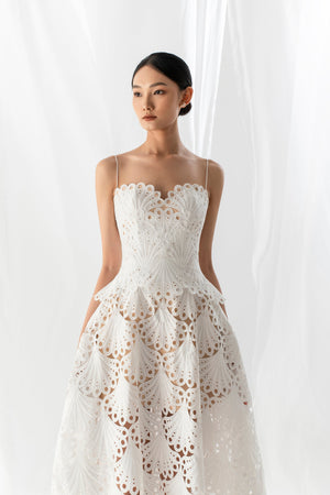 SCALLOP LACE MIDI DRESS