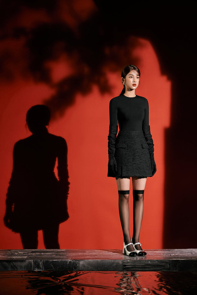
            
                Load image into Gallery viewer, Black Tweed Mini Skirt
            
        