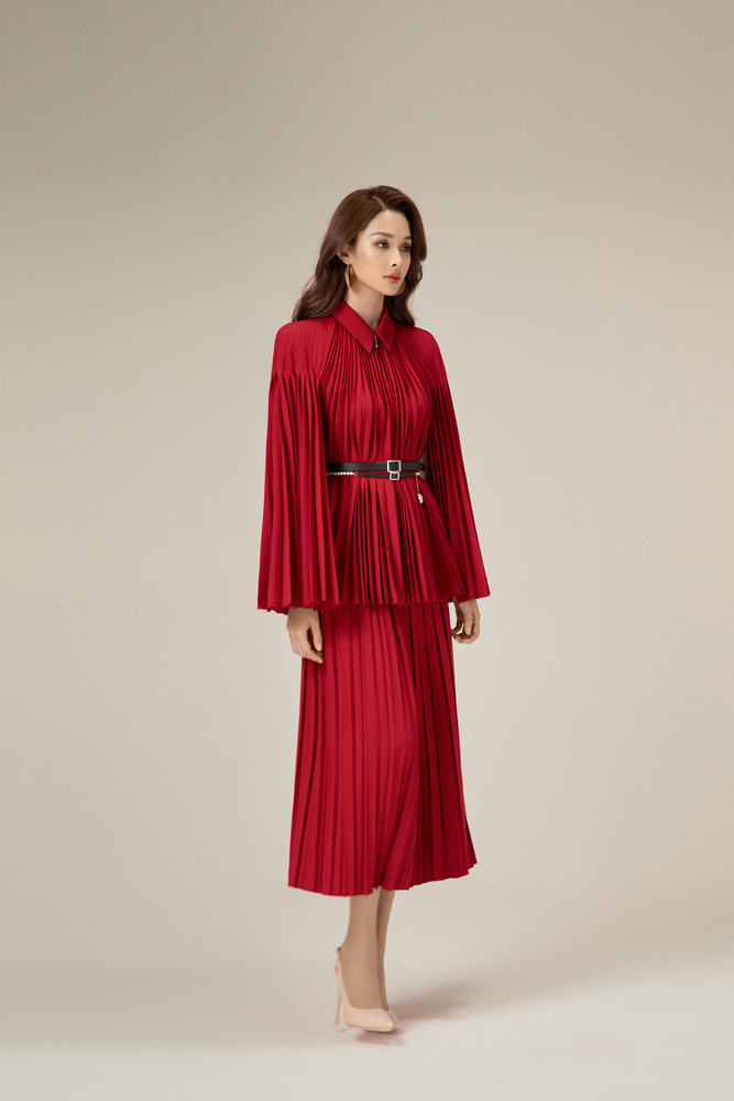 RED PLEATED SKIRT