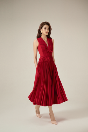RED SMOCKED MIDI DRESS