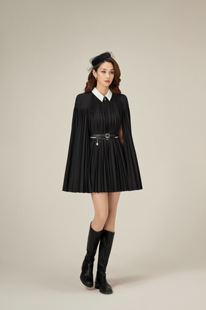 BLACK PLEATED CAPE
