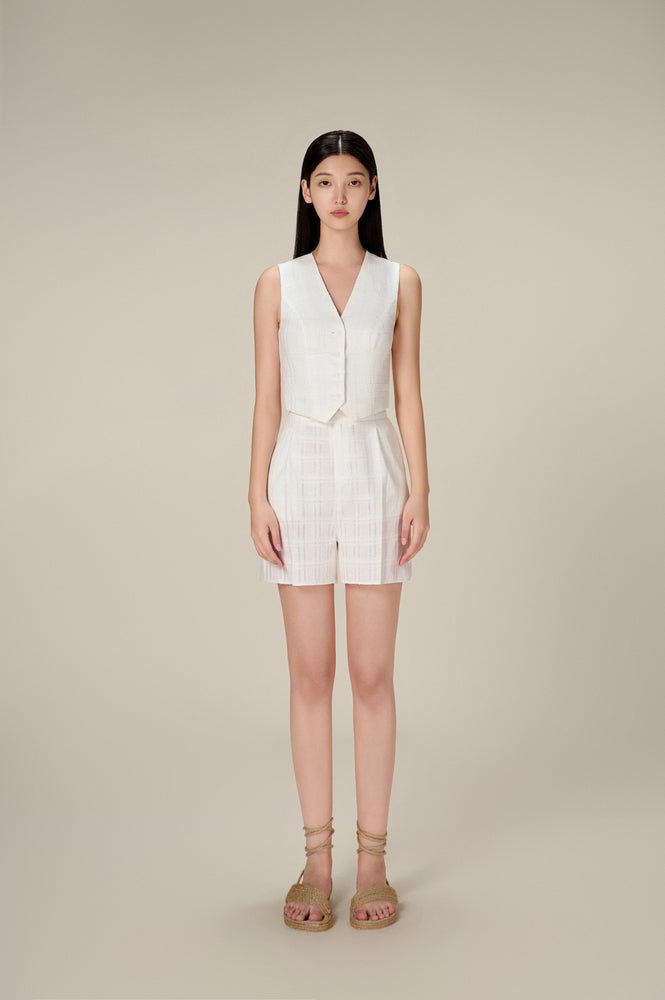 WHITE LINEN SHORTS