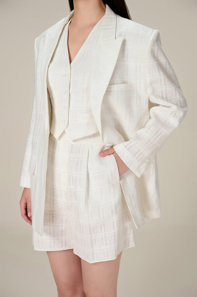 WHITE LINEN BLAZER