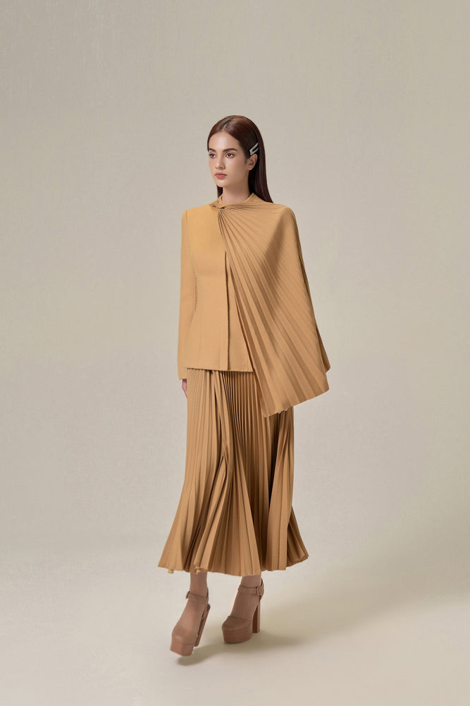 CAMEL PLEAT SKIRT