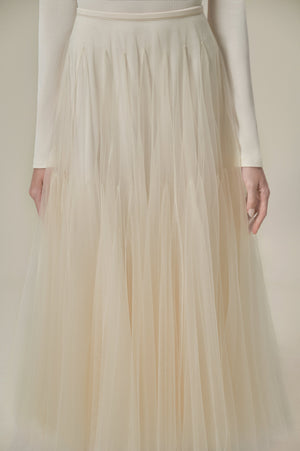 IVORY TULE TRIANGLE SKIRT WITH LINING