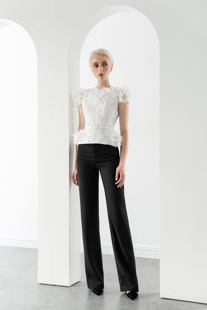 
            
                Load image into Gallery viewer, FLORAL LACE TOP
            
        