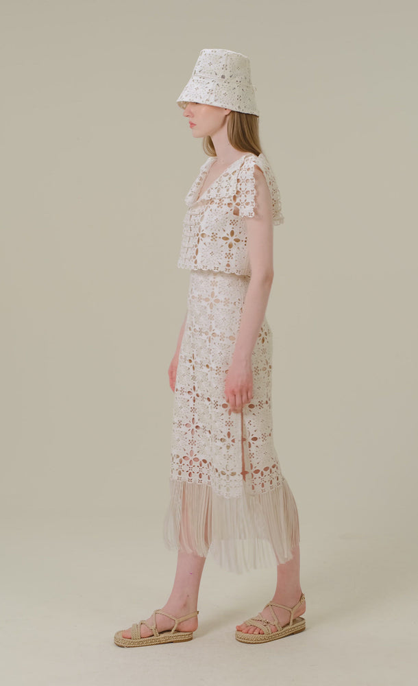 
            
                Load and play video in Gallery viewer, Beige Fringed Lace Skirt
            
        