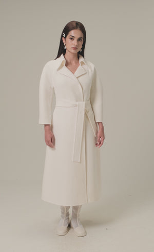 
            
                Load and play video in Gallery viewer, PERFECT IVORY DOUBLE-FACED WOOL &amp;amp; CASHMERE TRENCH COAT
            
        