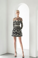 APPLIQUÉ DRESS