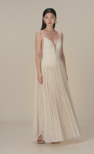 
            
                Load and play video in Gallery viewer, WHITE LINEN MAXI DRESS
            
        